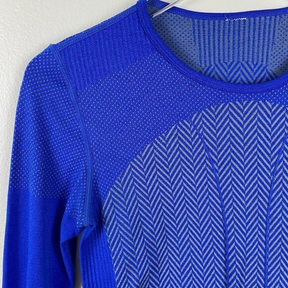 FABLETICS | Cobalt Blue Herringbone Long Sleeve Workout Athletic Top - Picture 3 of 7